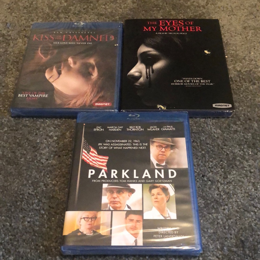 🩸Blu ray bundle🩸 or 3/$15